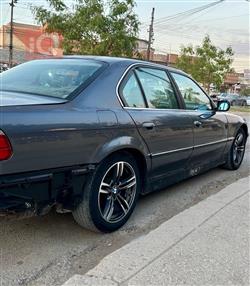 بي ام دبليو الفئة 7